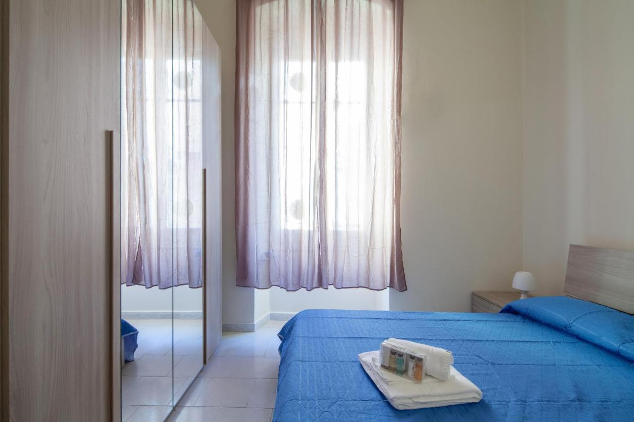 Rent Rooms La Spezia Esterno foto